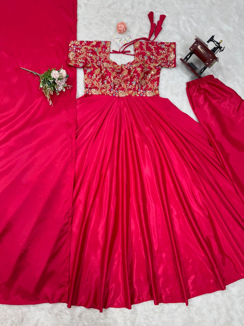 Luxurious Heavy Natural CrepTop, Pant, and Dupatta set.